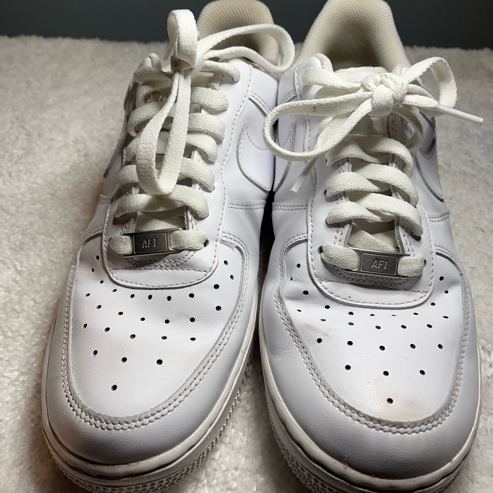 Youth Nike Air Force 1 Pre-owned Size 8.5